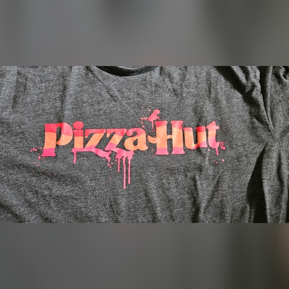 Pizza Hut Merch Graphic Tee - Picture 2 of 5